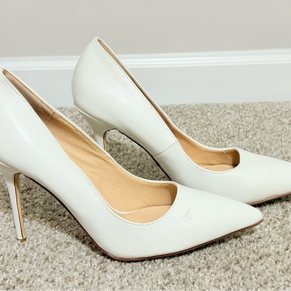 Liliana White Heels with Pointed Toe - Picture 4 of 9
